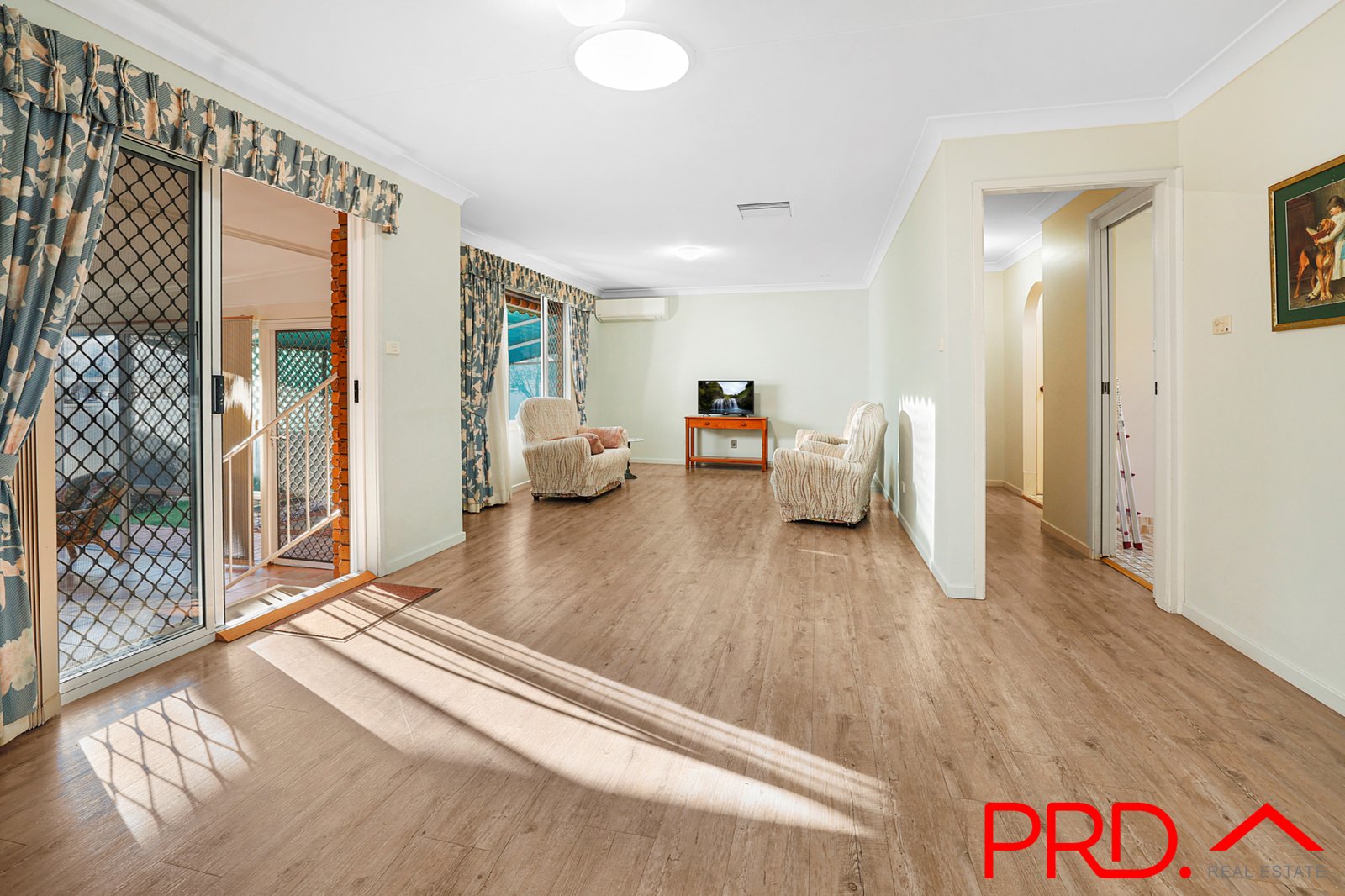 10 Kurrajong Street TAMWORTH 5