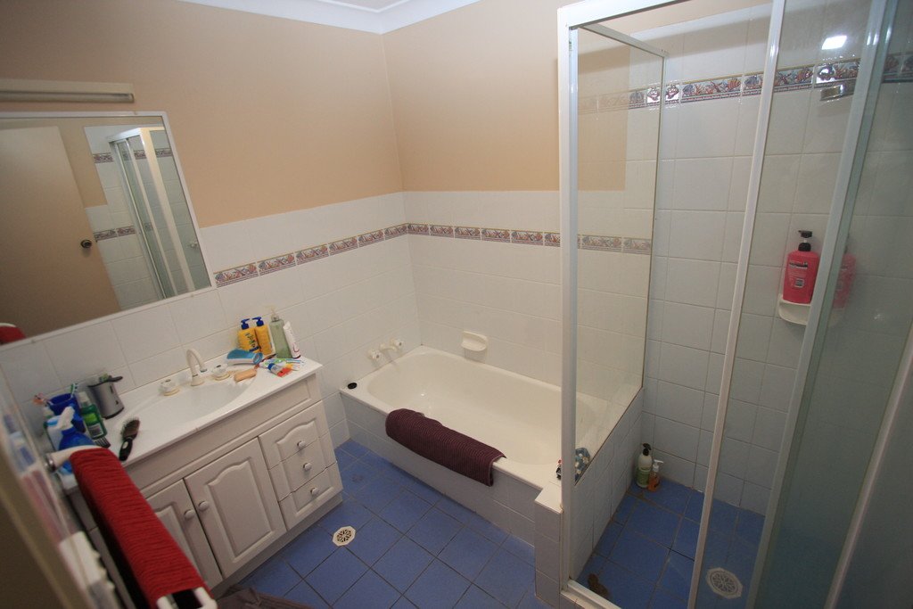 10 Kurrambee Avenue ASHMORE 3