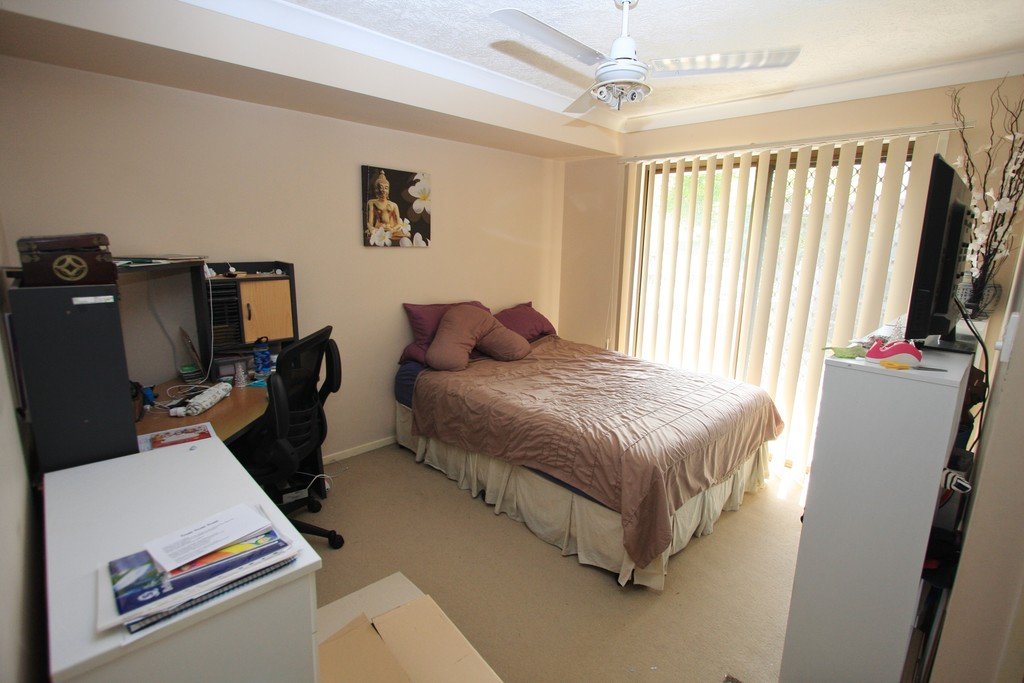 10 Kurrambee Avenue ASHMORE 4