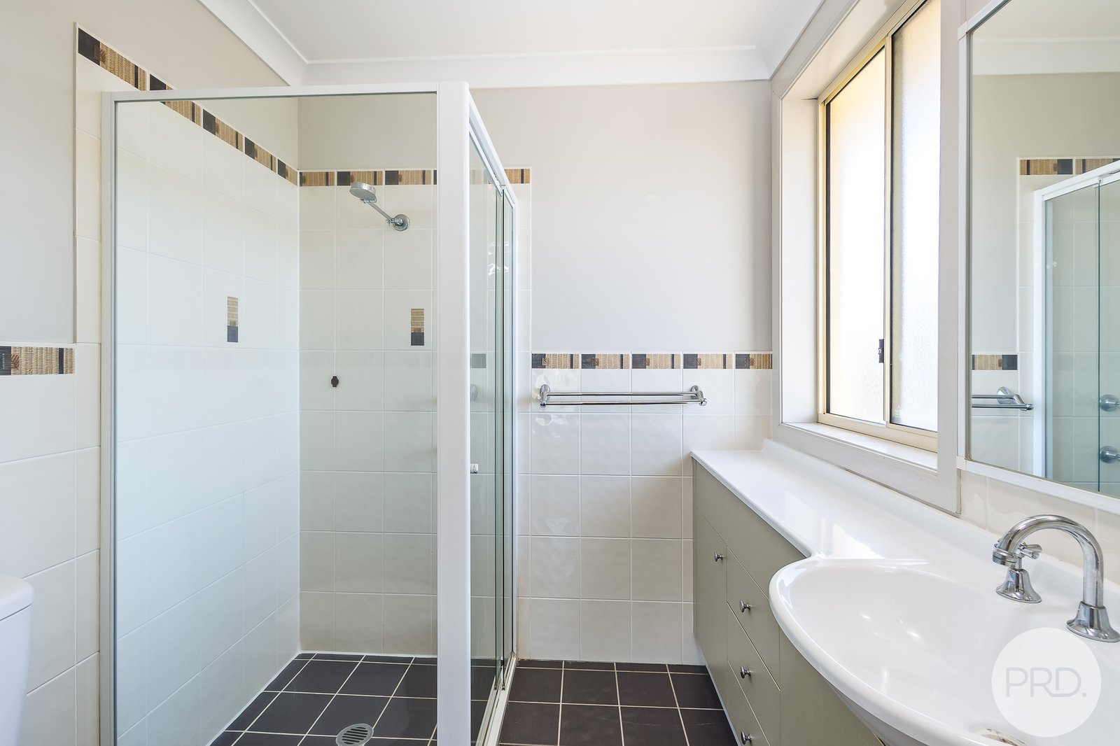 10 Lagoons Circuit NELSON BAY 12