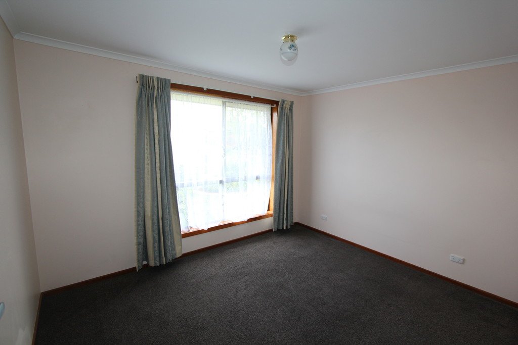 10 Langham Road WENDOUREE 9