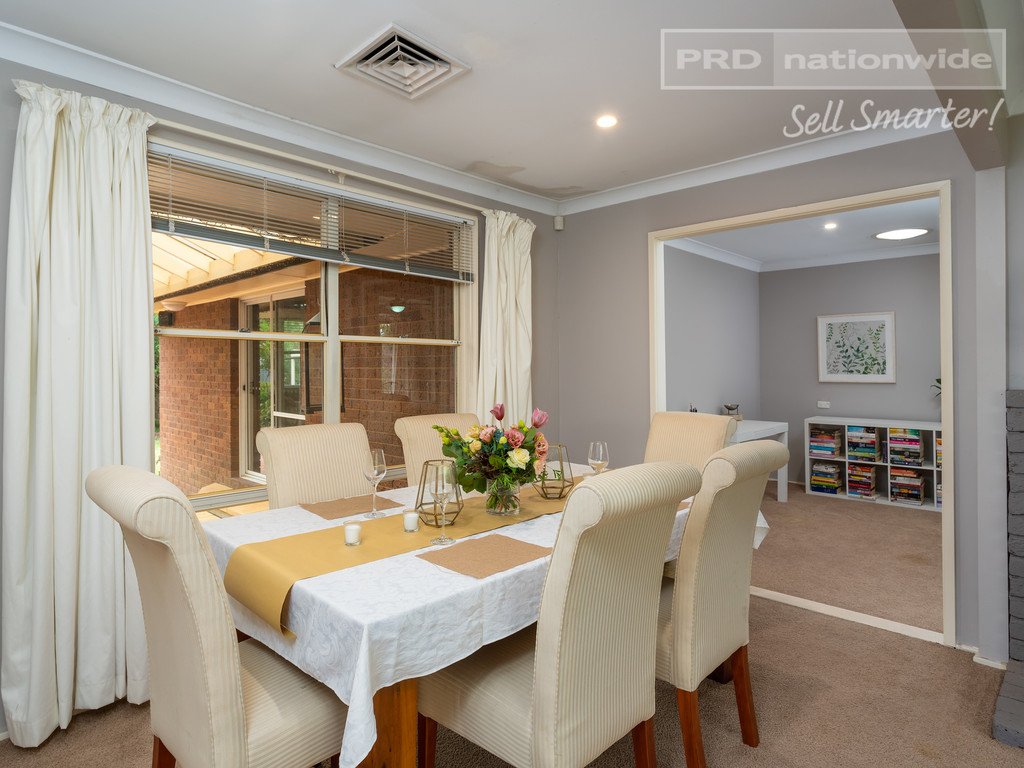 10 Lansdowne Avenue LAKE ALBERT 3