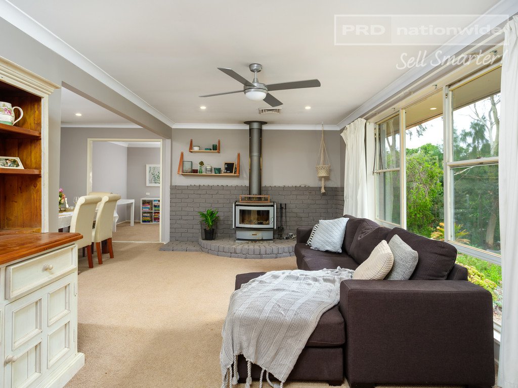 10 Lansdowne Avenue LAKE ALBERT 5