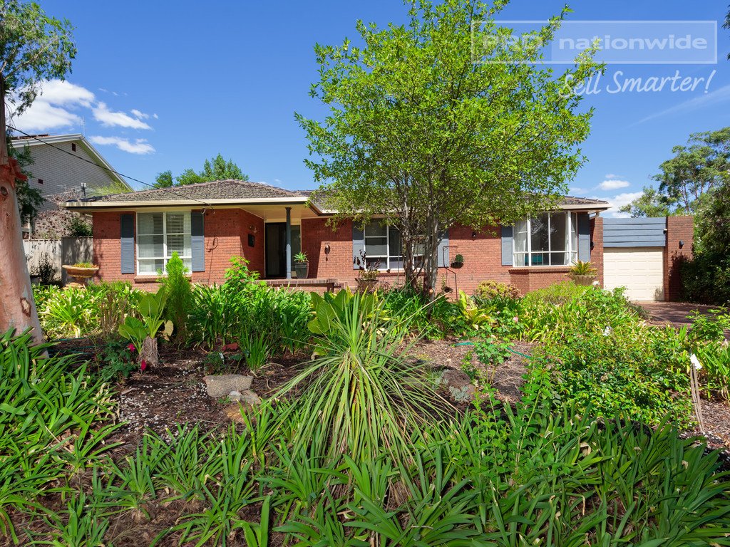 10 Lansdowne Avenue LAKE ALBERT 14