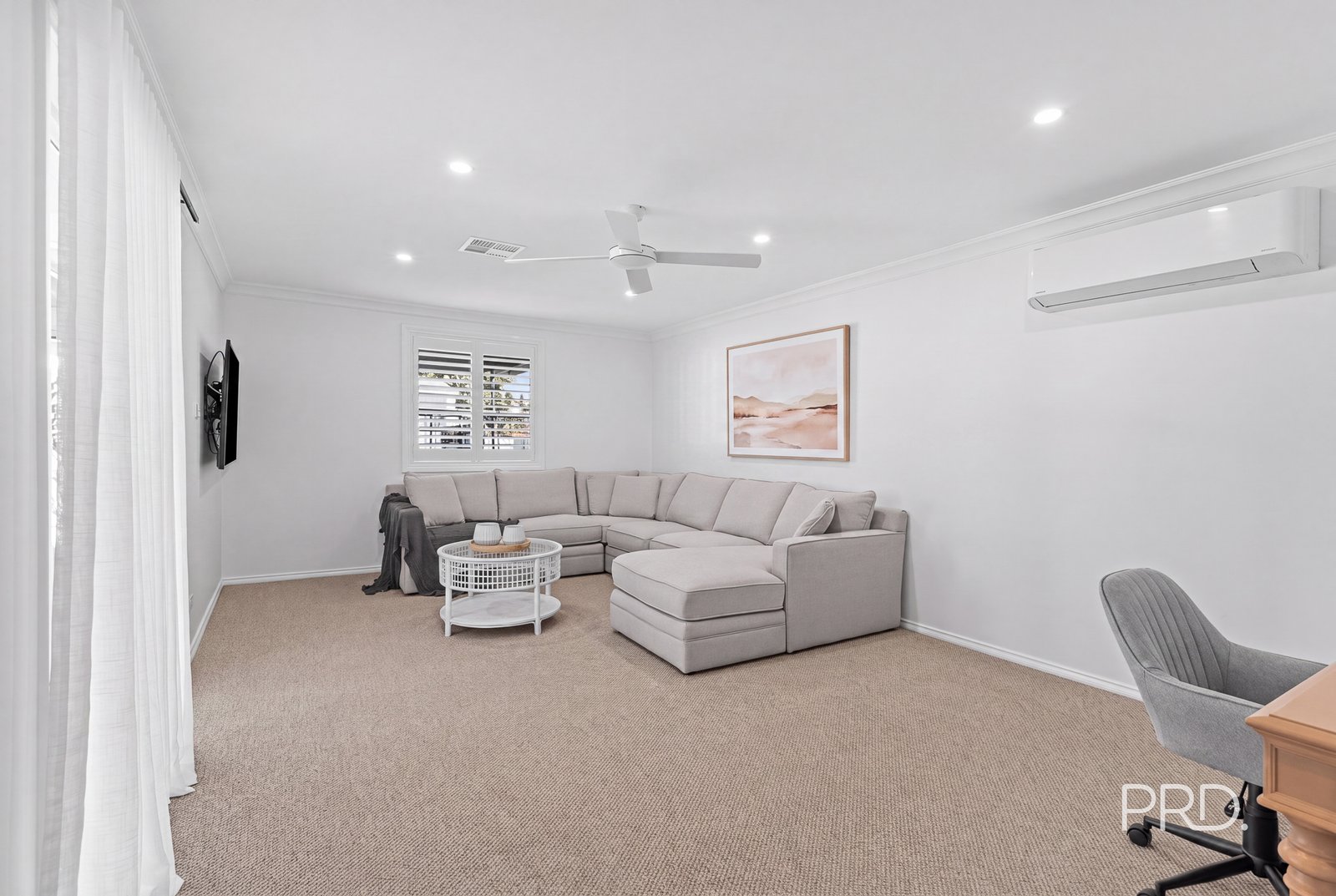 10 Lansdowne Avenue LAKE ALBERT 5