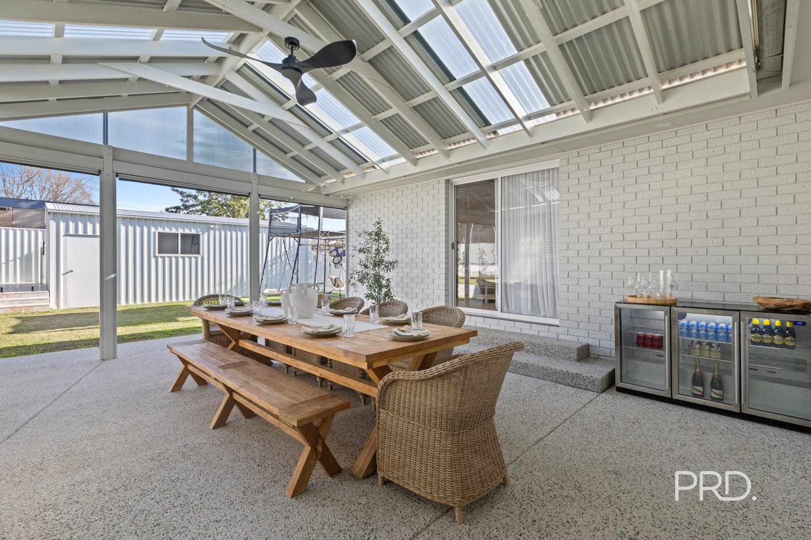 10 Lansdowne Avenue LAKE ALBERT 21