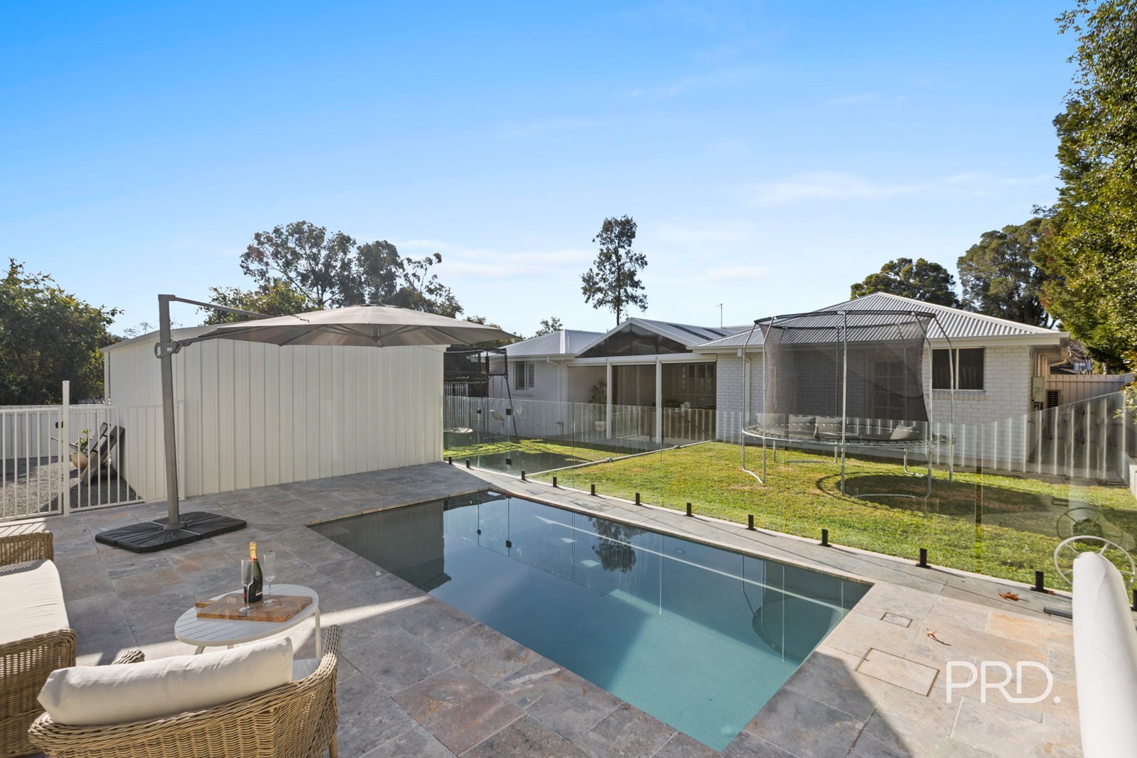 10 Lansdowne Avenue LAKE ALBERT 24