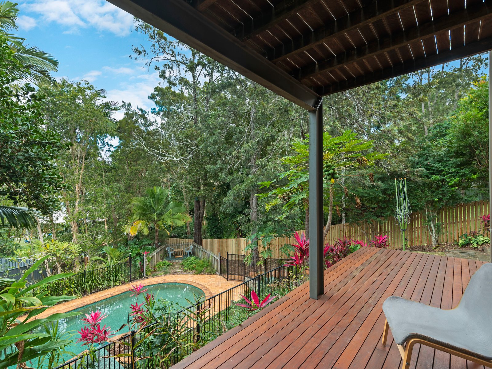 10 Larentia Street CURRUMBIN WATERS 1