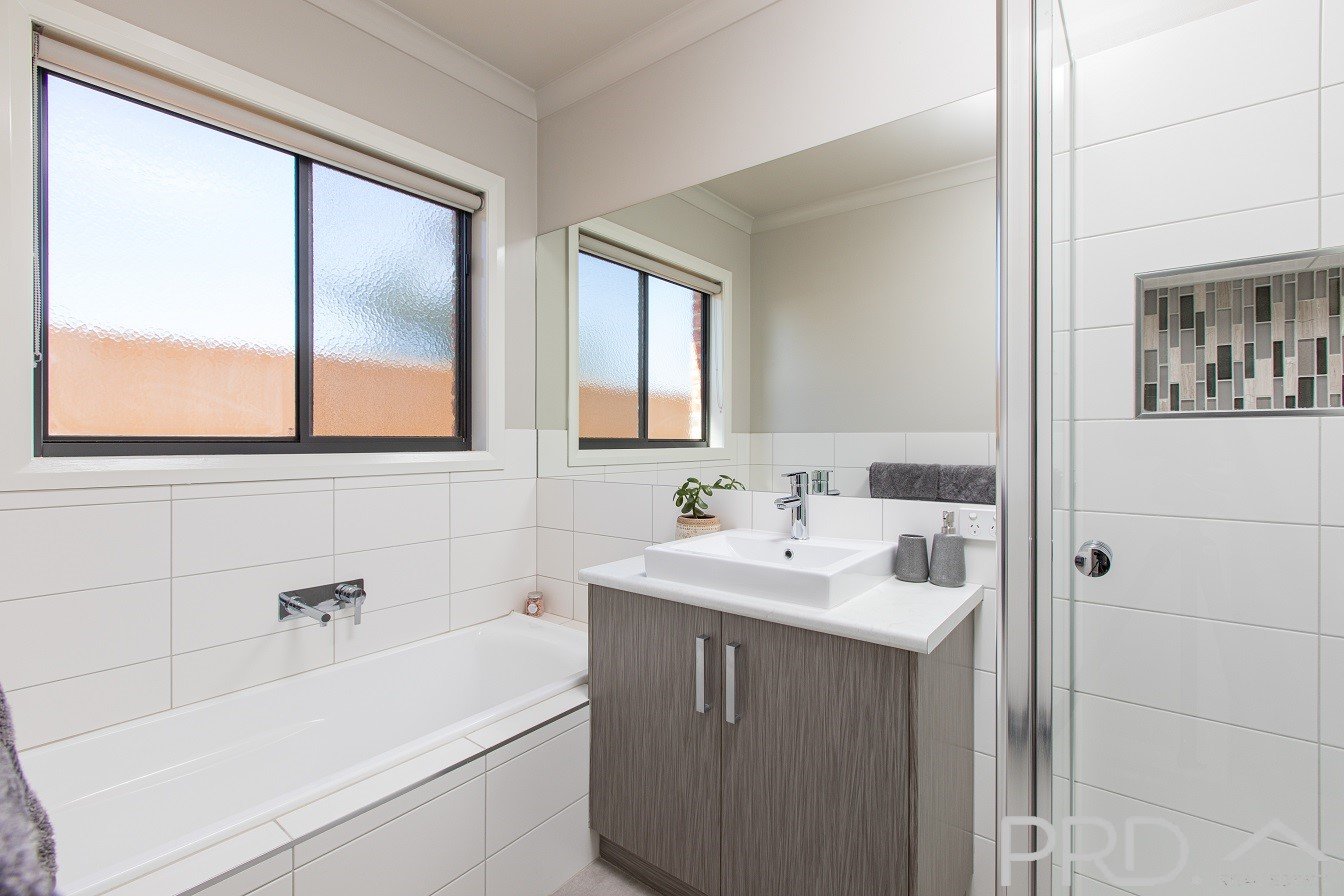 10 Lavender Rise RED CLIFFS 12