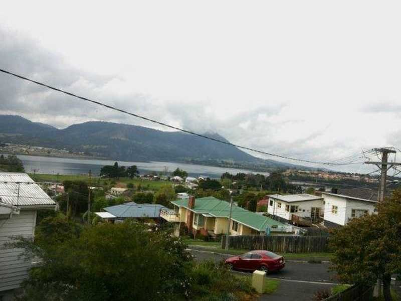 10 Laverack Court AUSTINS FERRY 6