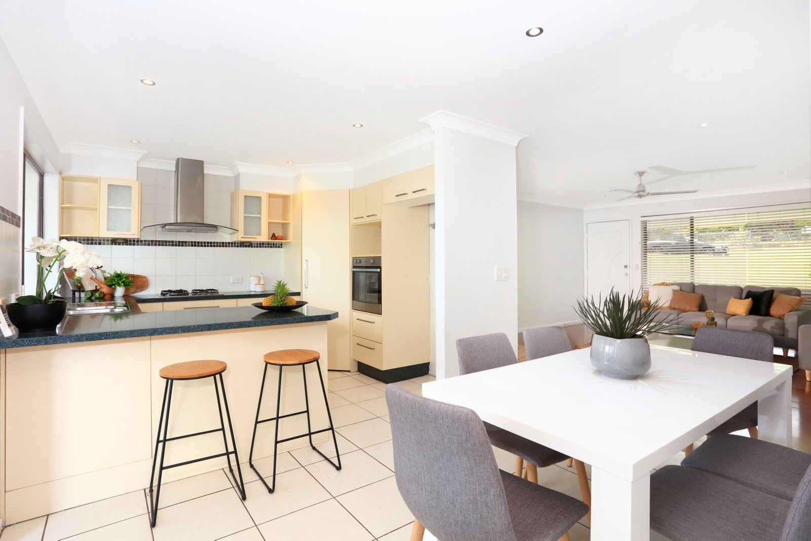10 Lavinia Street SOUTHPORT 8