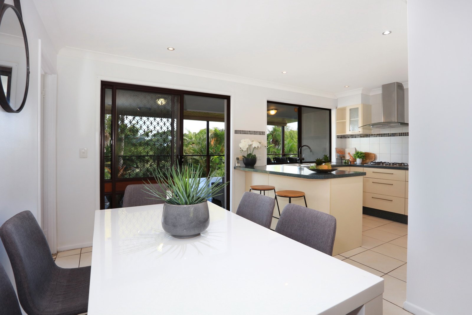 10 Lavinia Street SOUTHPORT 10