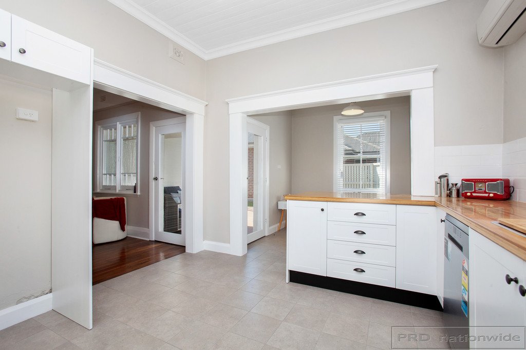 10 Lawes Street EAST MAITLAND 12