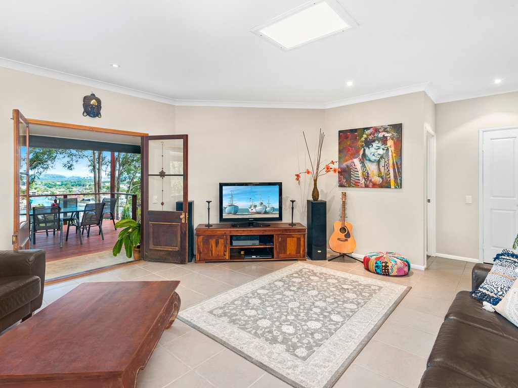 10 Leeward Tce  TWEED HEADS 2