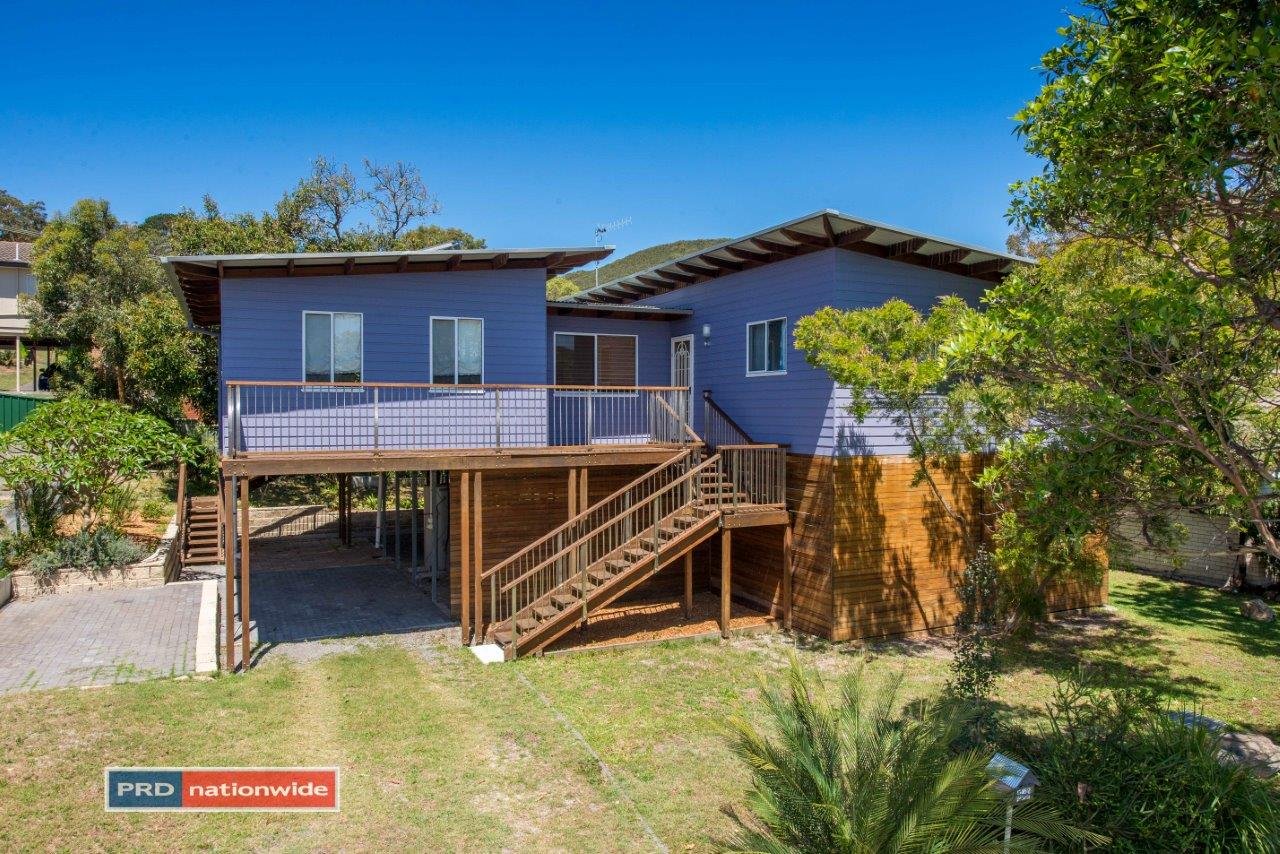 10 Leonard Avenue SHOAL BAY 1