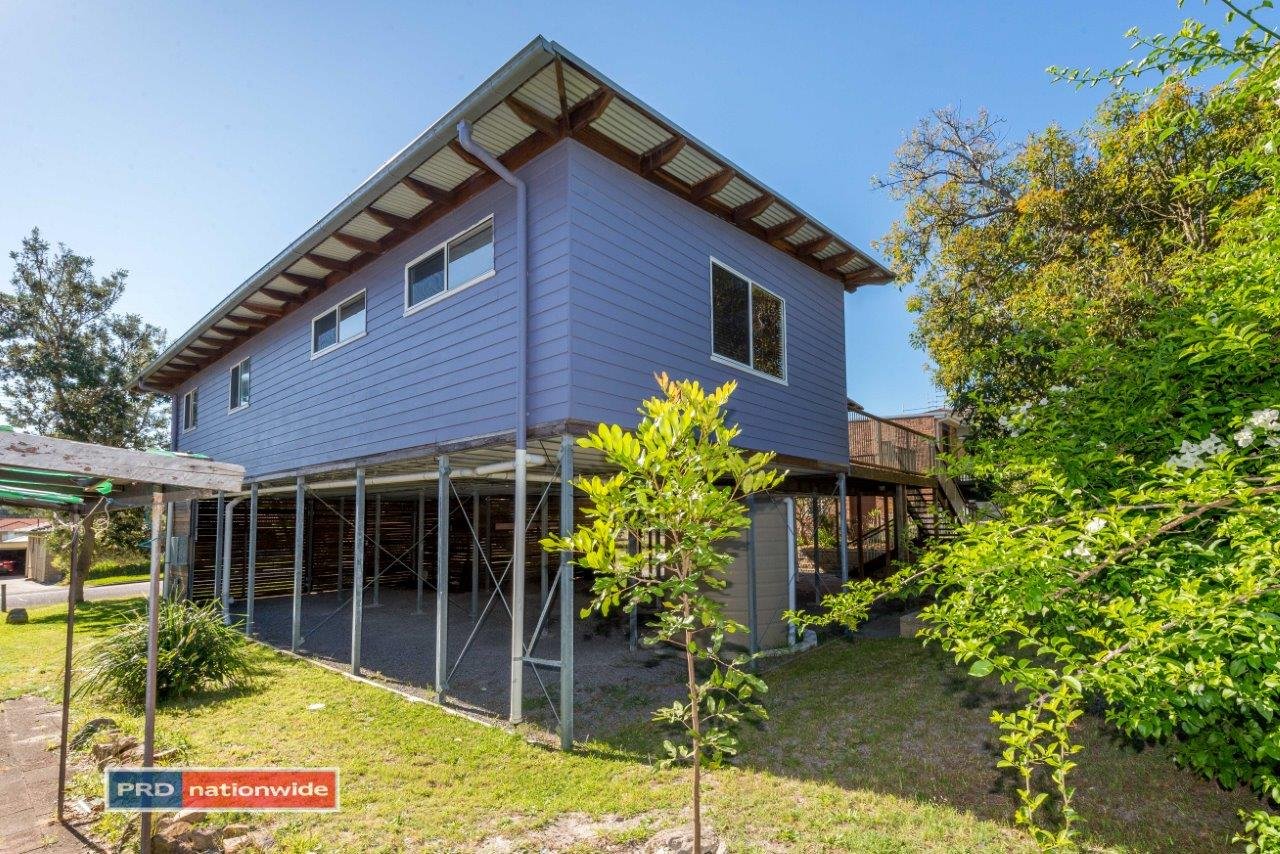 10 Leonard Avenue SHOAL BAY 16