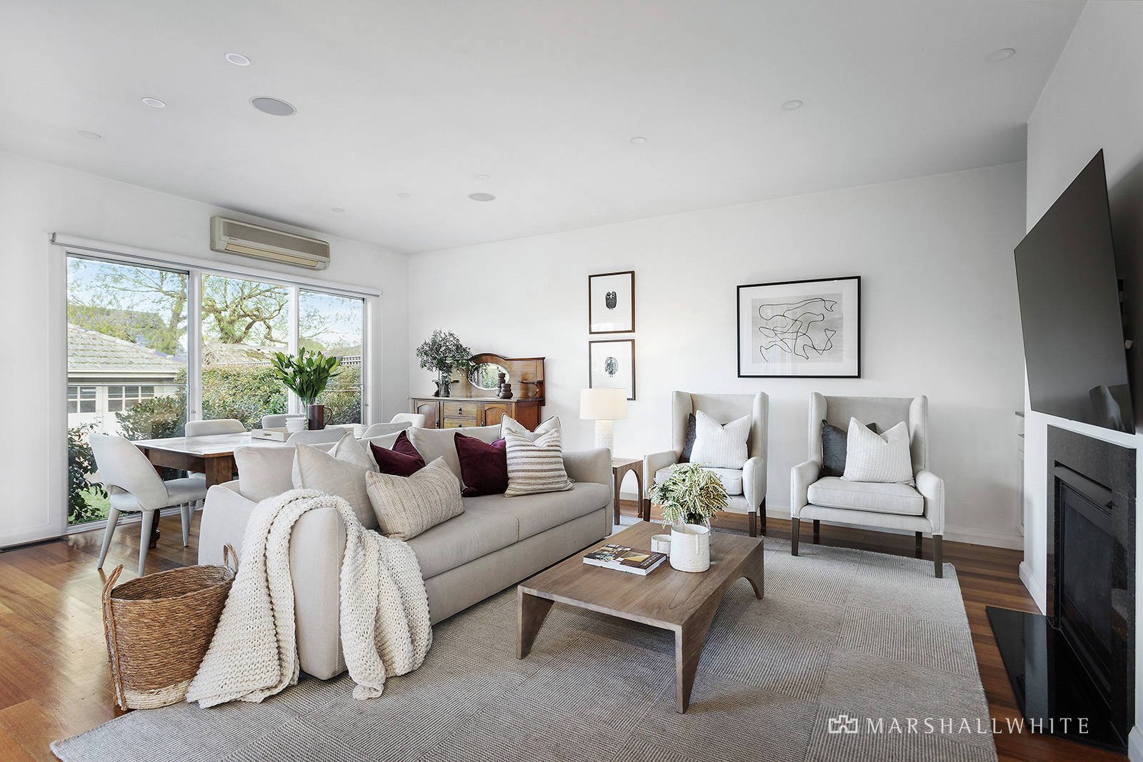 10 Lewes Drive, Malvern East, VIC