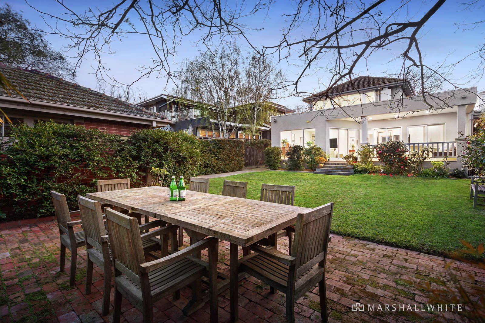 10 Lewes Drive, Malvern East, VIC