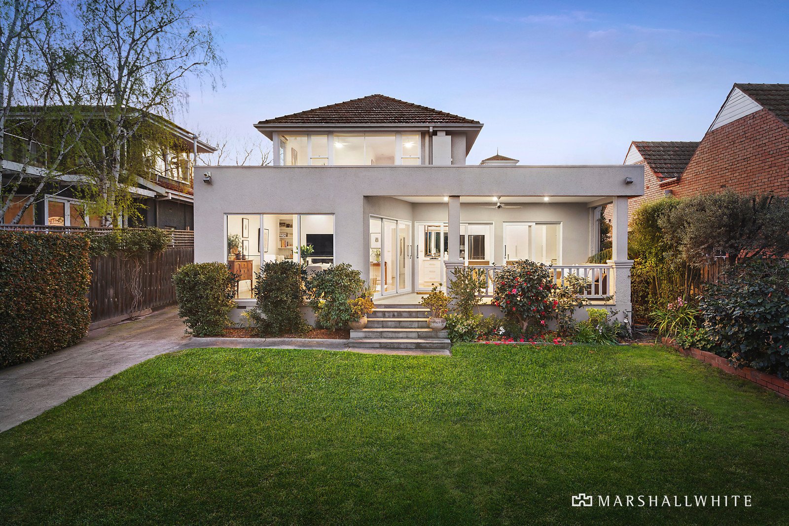 10 Lewes Drive, Malvern East, VIC