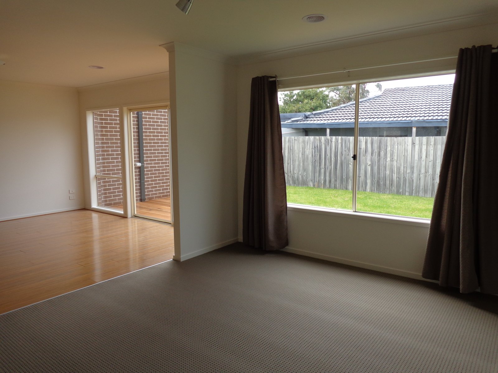 Gallery: 10 Lincoln Drive