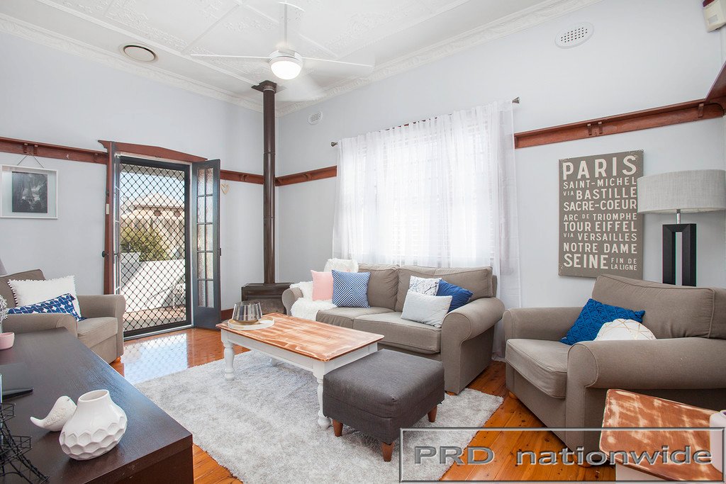 10 Lindesay Street EAST MAITLAND 3
