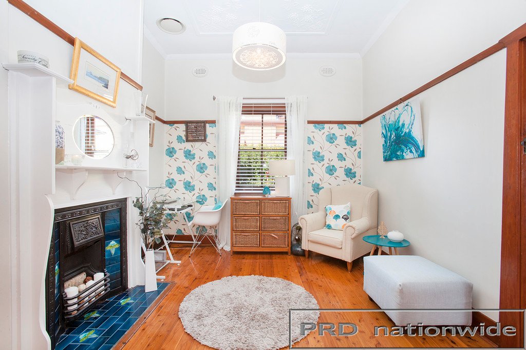 10 Lindesay Street EAST MAITLAND 4