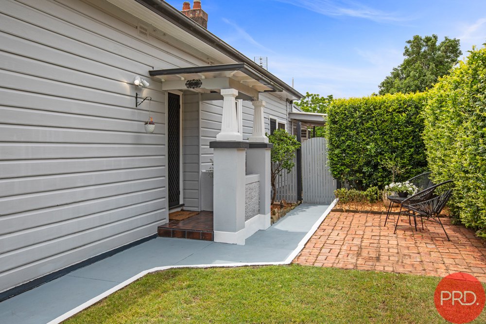 10 Lindesay Street EAST MAITLAND 24