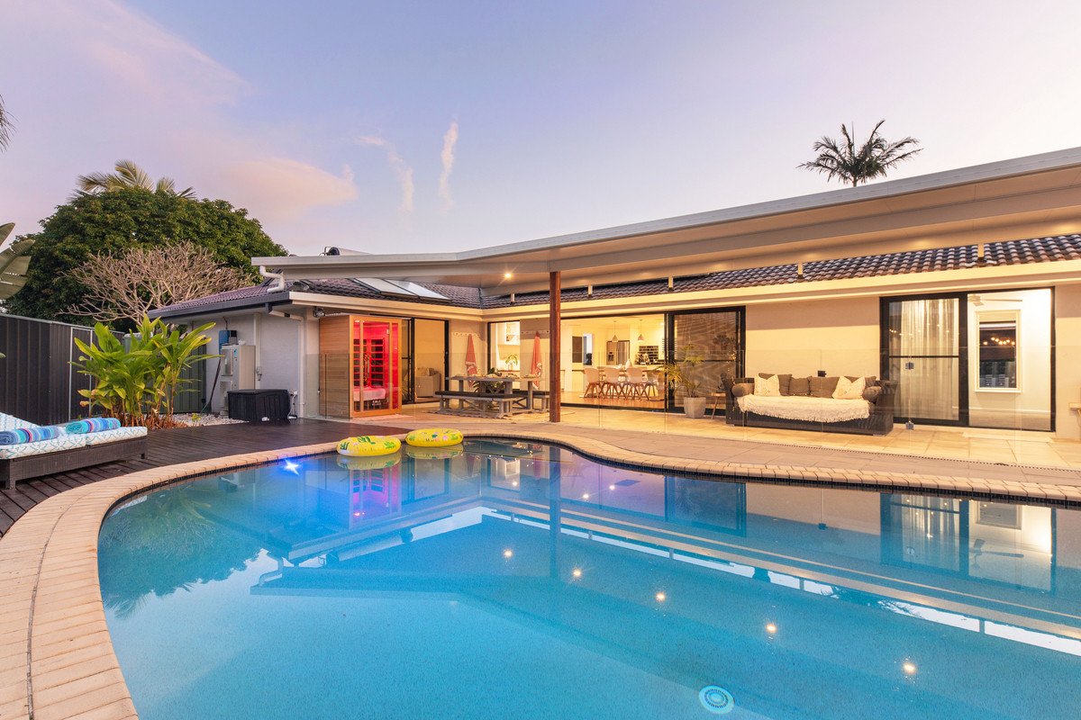 10 Ling Place Palm Beach 28