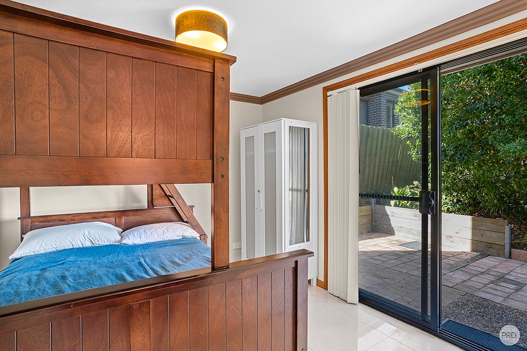 10 Lionel Avenue SHOAL BAY 8