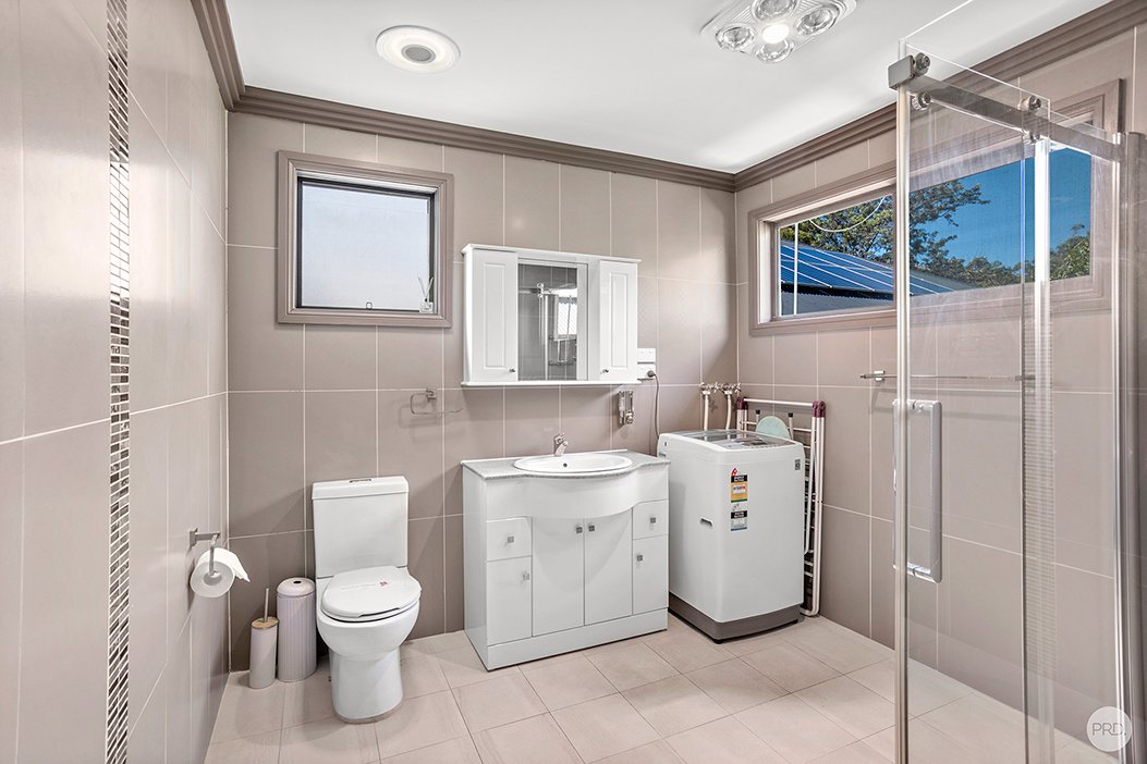 10 Lionel Avenue SHOAL BAY 23