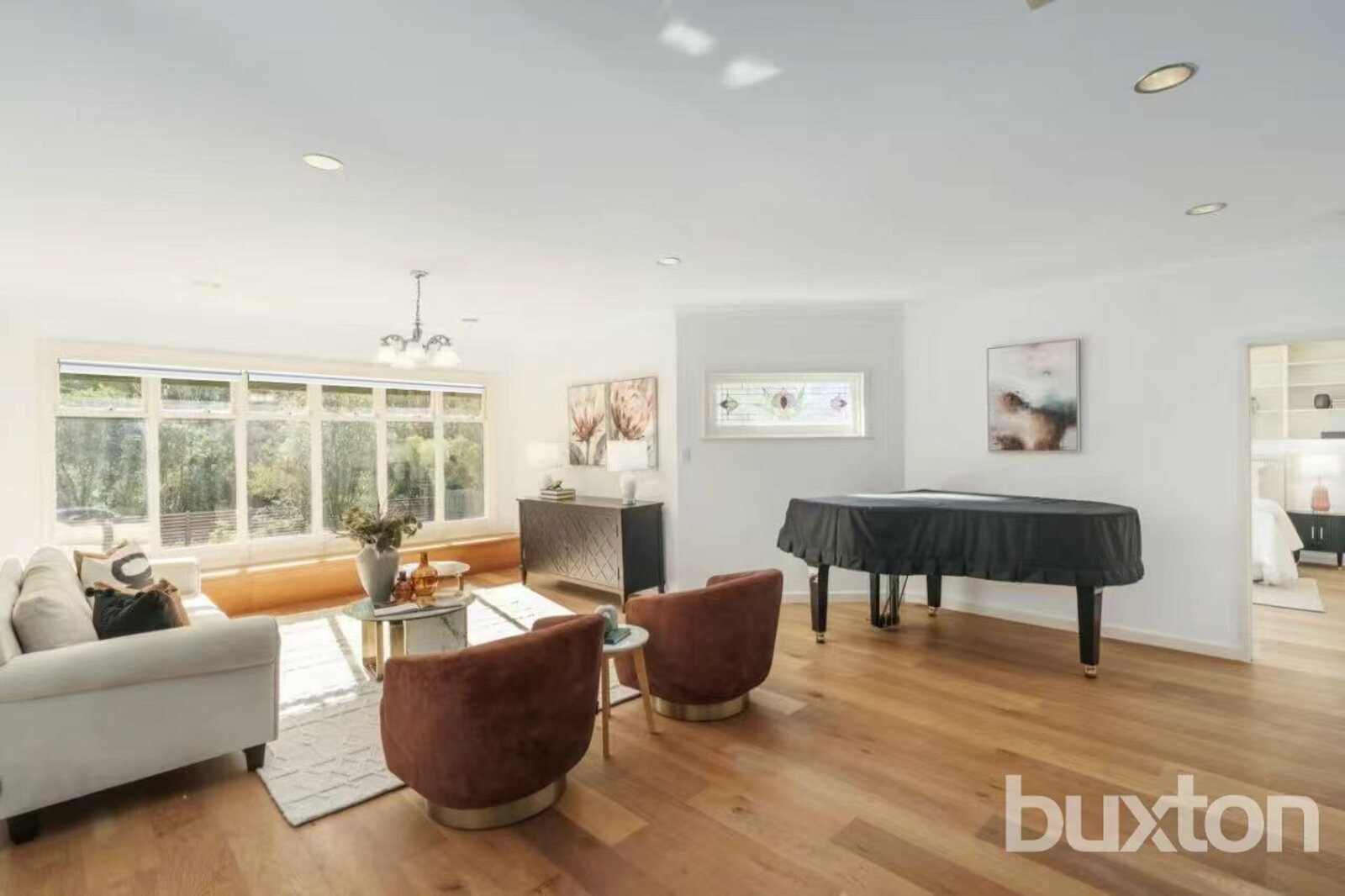 Photos: 10 Lister Street