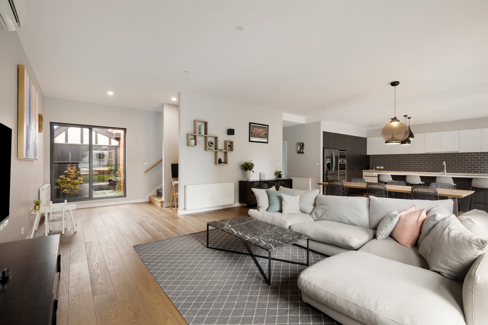 Gallery: 10 Lockwood Avenue
