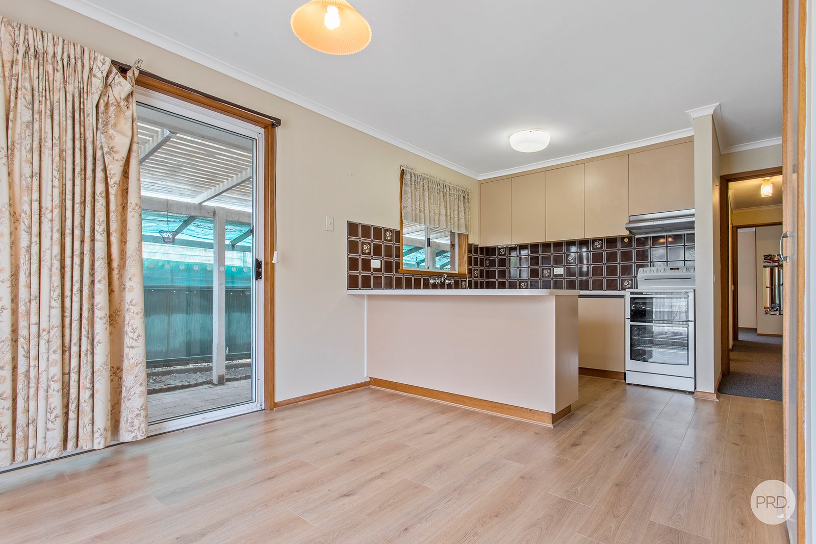 10 Longmore Street KANGAROO FLAT 3