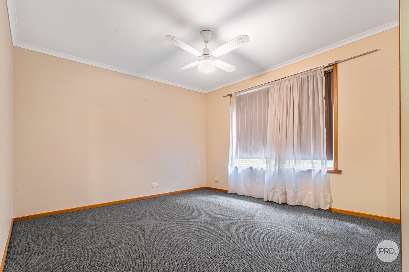 10 Longmore Street KANGAROO FLAT 8