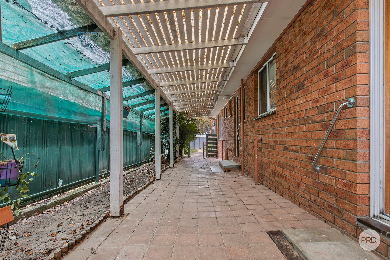 10 Longmore Street KANGAROO FLAT 9
