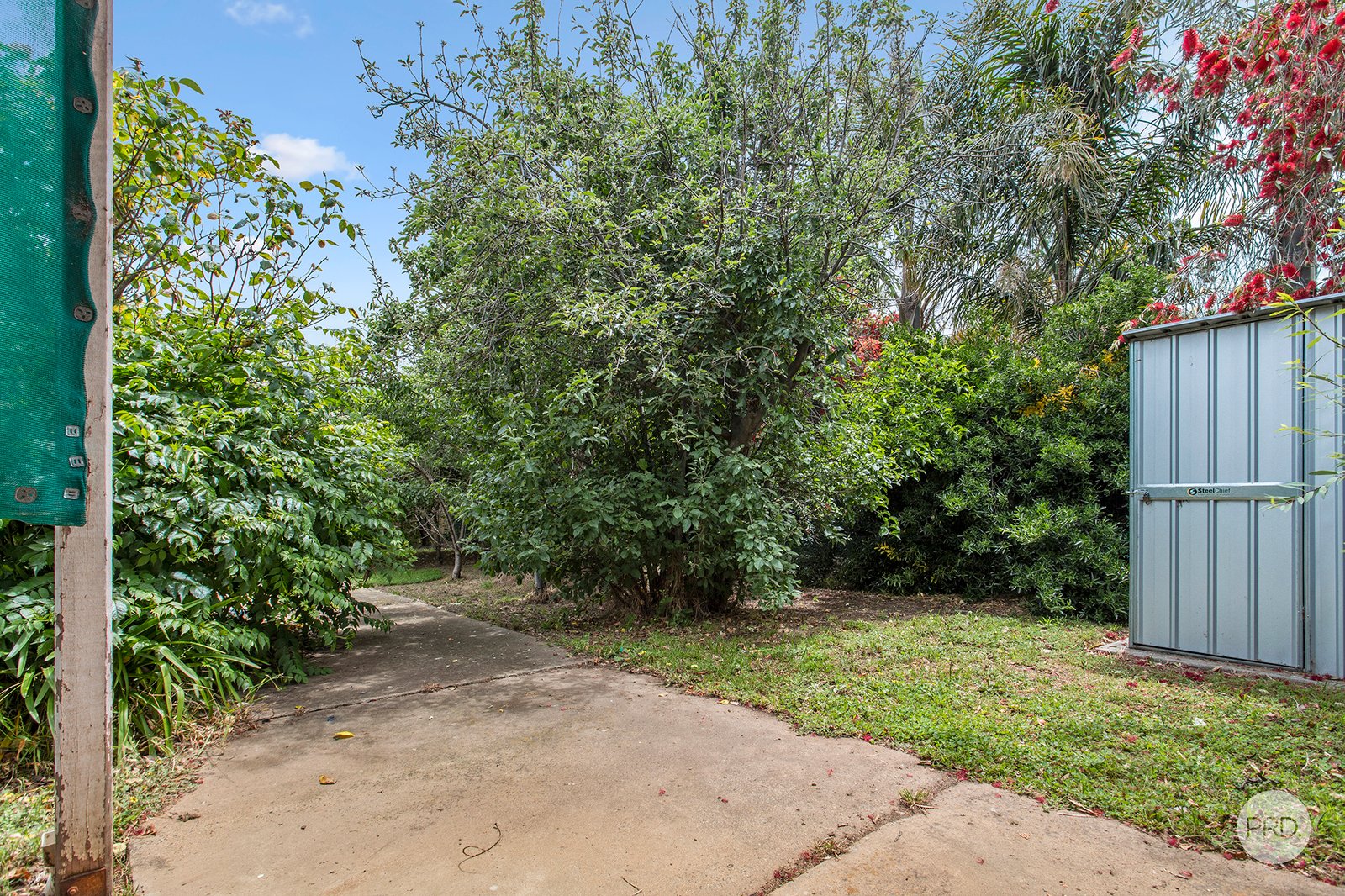 10 Longmore Street KANGAROO FLAT 11