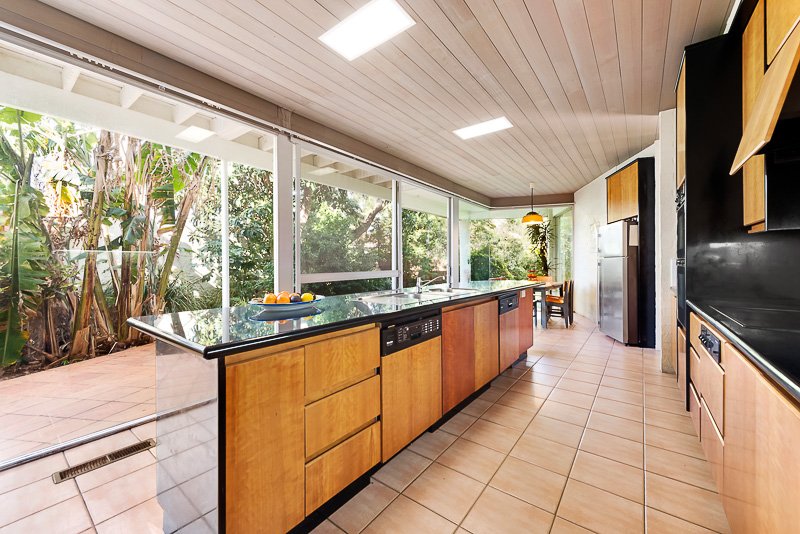 Gallery: 10 Lubrano Street