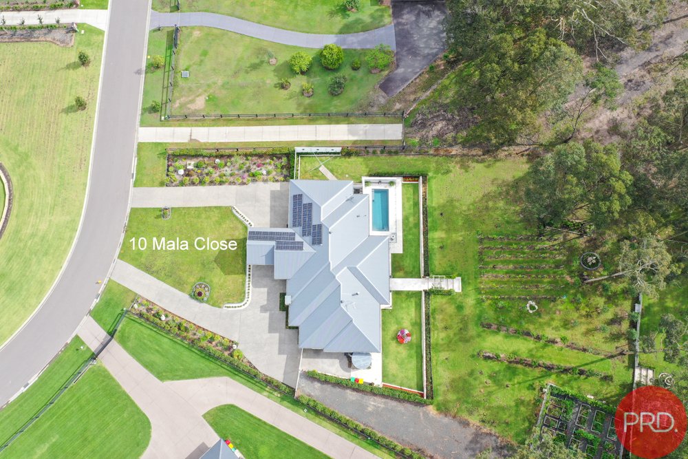 10 Mala Close LOUTH PARK 2