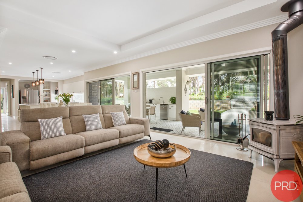 10 Mala Close LOUTH PARK 9