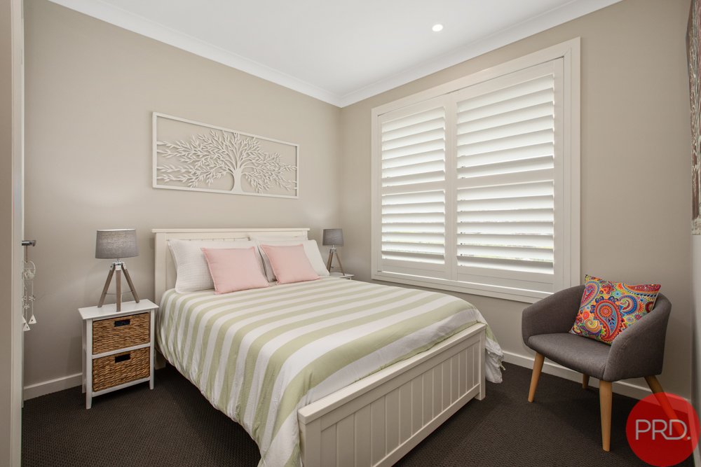 10 Mala Close LOUTH PARK 16