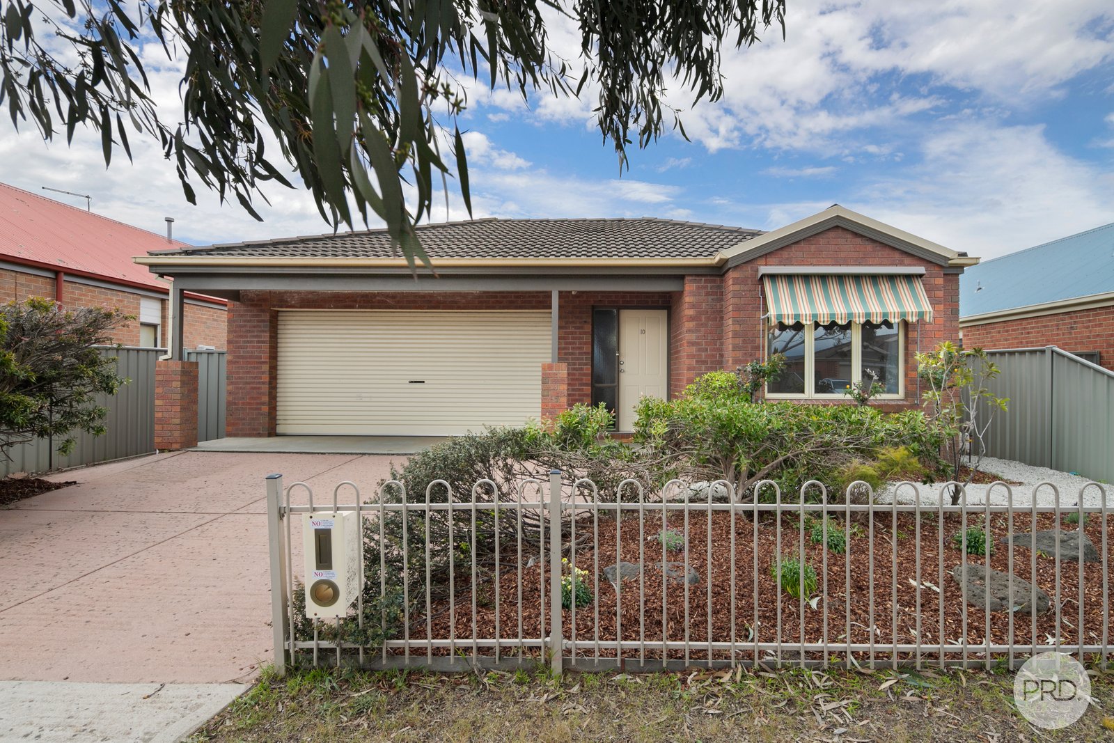 10 Manna Boulevard DELACOMBE 1