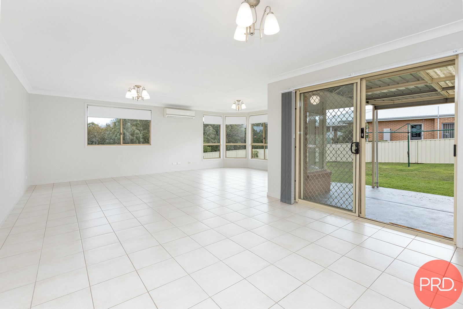 10 Margot Close BOLWARRA HEIGHTS 8