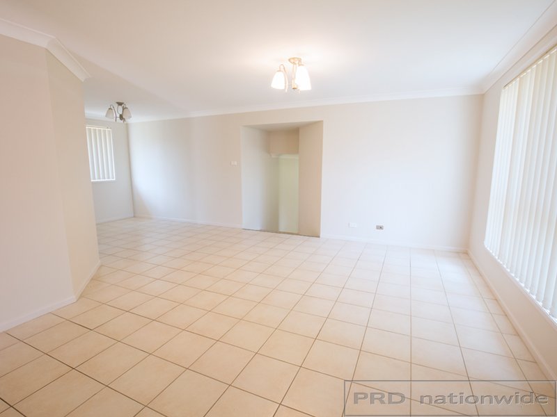 10 Margot Close BOLWARRA 3