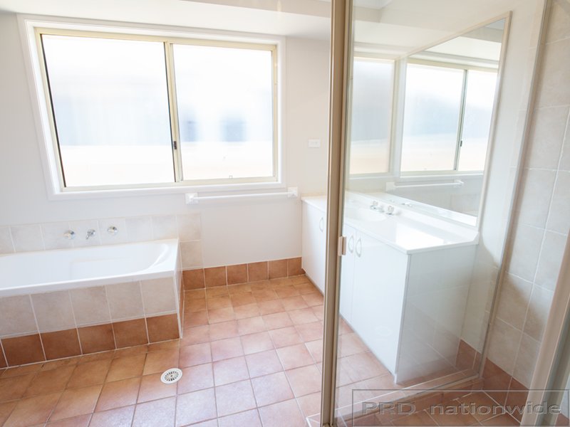 10 Margot Close BOLWARRA 7