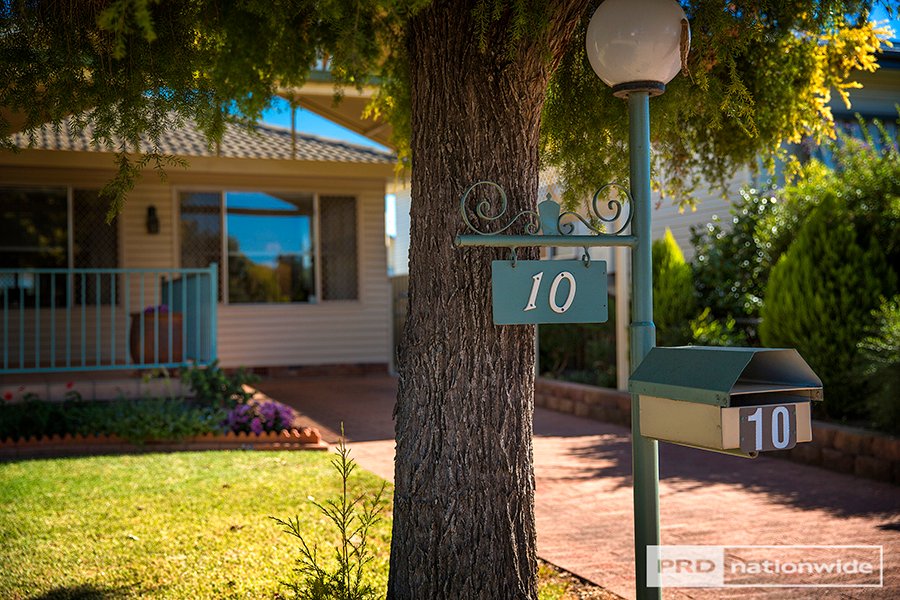 10 Marie Avenue TAMWORTH 2