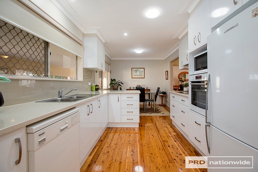 10 Marie Avenue TAMWORTH 7