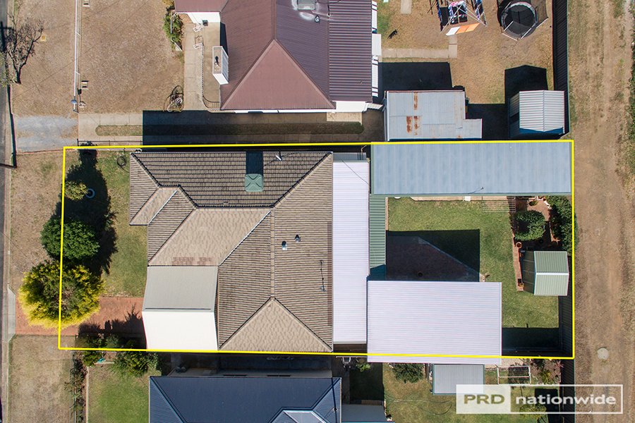 10 Marie Avenue TAMWORTH 21