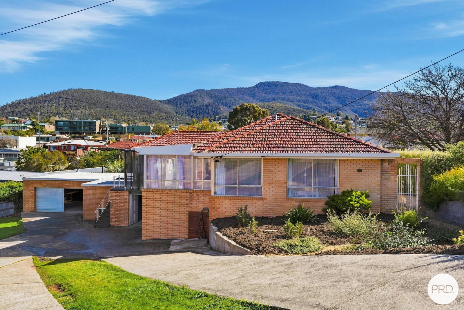 10 Maritana Place BERRIEDALE 2