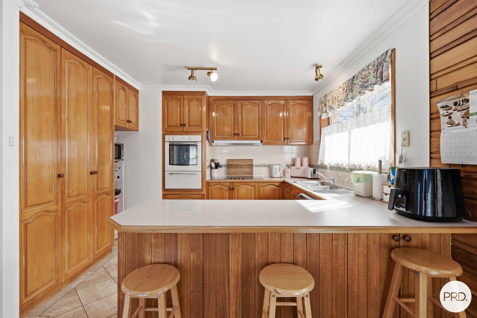 10 Maritana Place BERRIEDALE 5