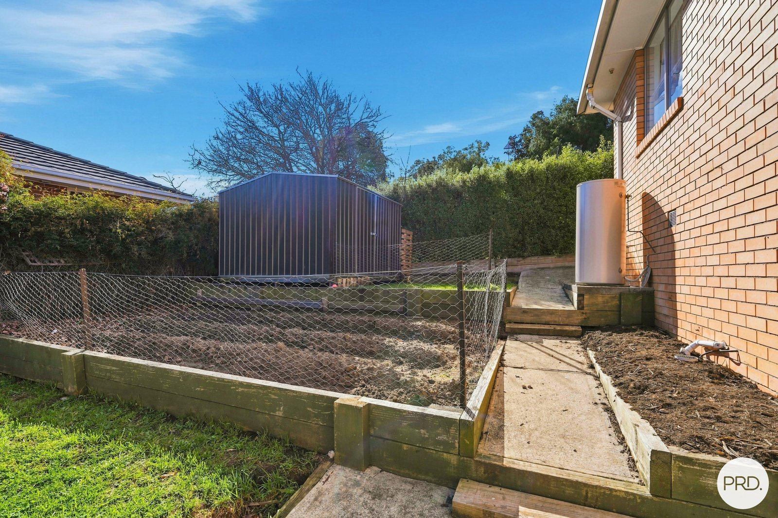 10 Maritana Place BERRIEDALE 32